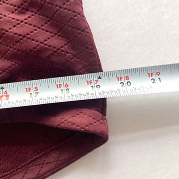 The North Face Jacket Womens Small Recover Up Quilted Garnet Hooded Maroon - Picture 14 of 16